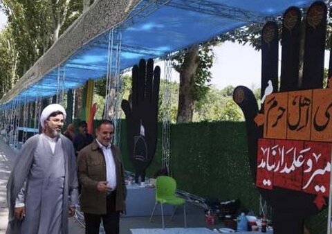 بازدید اعضا شورای اسلامی شهرکرج از ورکشاپ هنری محرم بازدید اعضا شورا از ورکشاپ هنری محرم - کراپشده