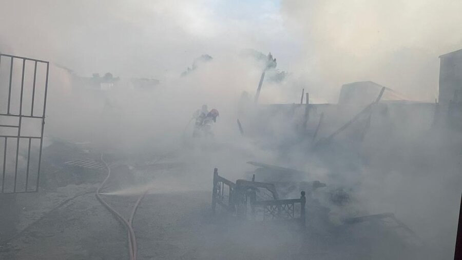 حریق کارگاه چوب بری مهار و اطفاء شد