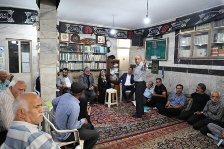 پیگیری موضوع  ۴۰ ساله دو پلاک اهدایی به شهرداری توسط عضو شورای شهر  قهرمانی -بازدید