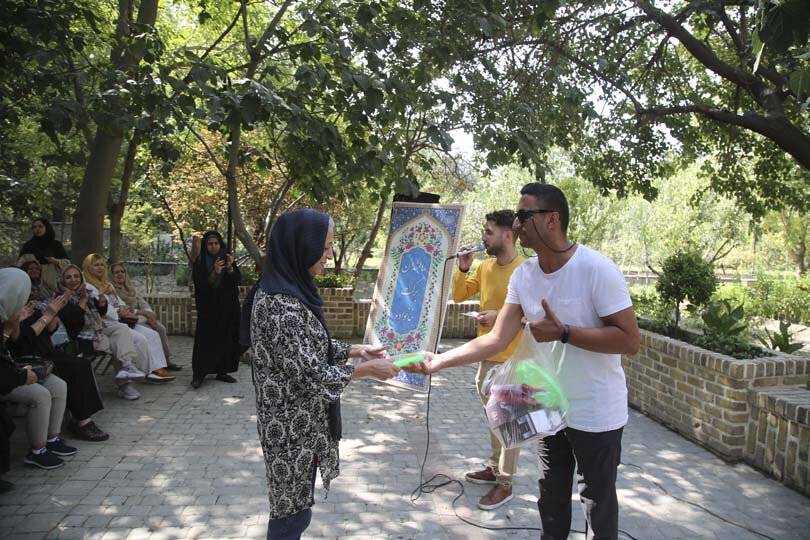 جشن شاد دوشنبههای سالمندی در بوستان جهان دیدگان برگزار شد