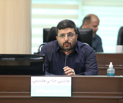 شهردار با مدیرانی که توان جذب درآمد ندارند برخورد کند  حاجی قاسمی