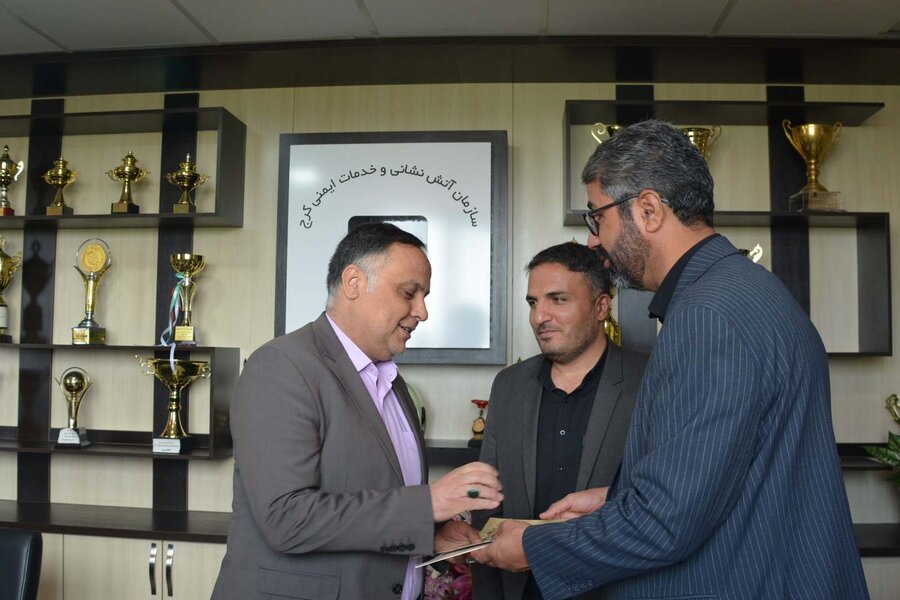 دیدار فرمانده سازمان بسیج شهرداری با رئیس آتشنشانی کرج