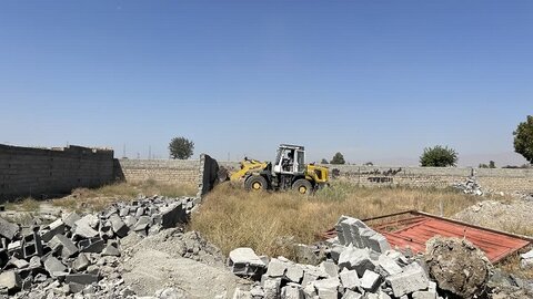 ساخت و ساز غیرمجاز در منطقه ۴ کرج قلع و قمع می شود 1