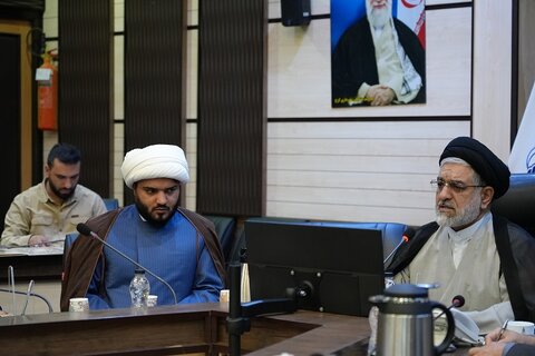 شهرداری کرج پیشرو در ترویج فرهنگ نماز و اهل بیت دومین جلسه ستاد اقامه نماز3.7.15