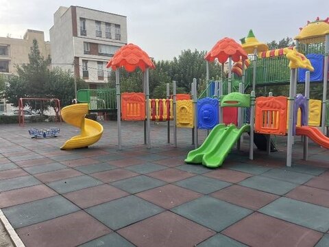 تجهیز پارک های بلوار نبوت و ایجاد محیطی شاد برای کودکان دولت آباد 9