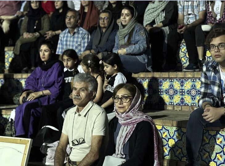 برنامههای فرهنگی هنری در تقویت نشاط اجتماعی شهروندان نقش مهمی دارد