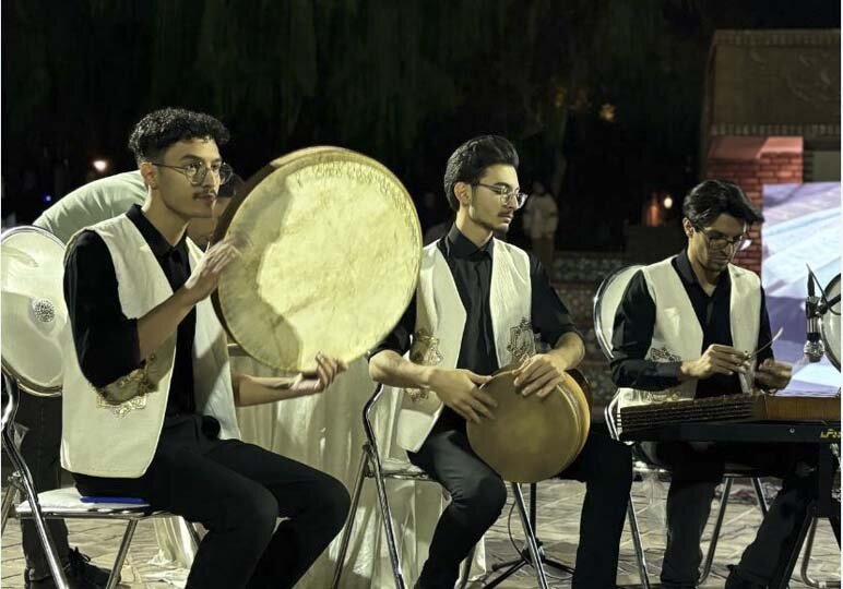 برنامههای فرهنگی هنری در تقویت نشاط اجتماعی شهروندان نقش مهمی دارد