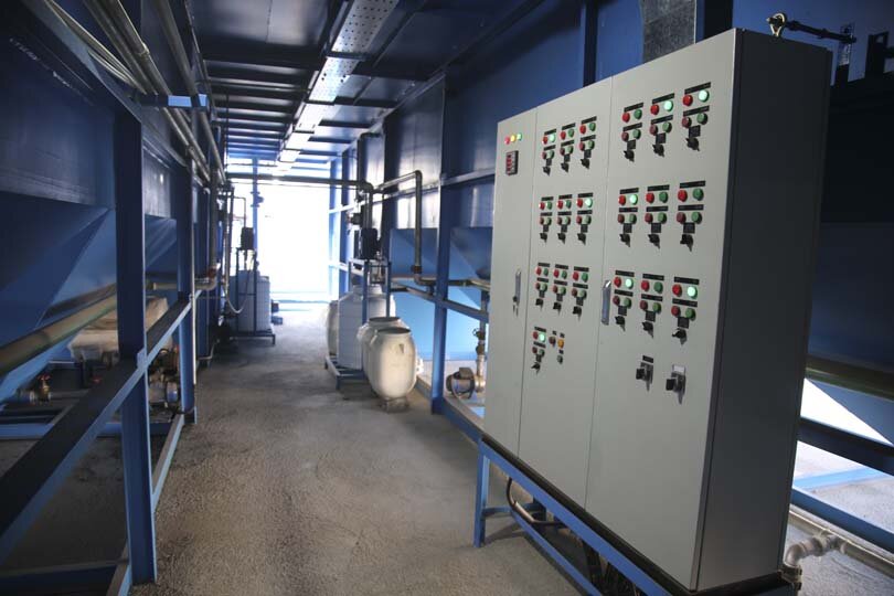 مدیران ارشد آب و فاضلاب و شهرداری قزوین از تصفیه خانههای شهر کرج بازدید کردند