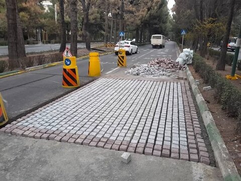 اجرای طرحهای آرامسازی ترافیک در نقاط پرتردد منطقه ۴ کرج 4