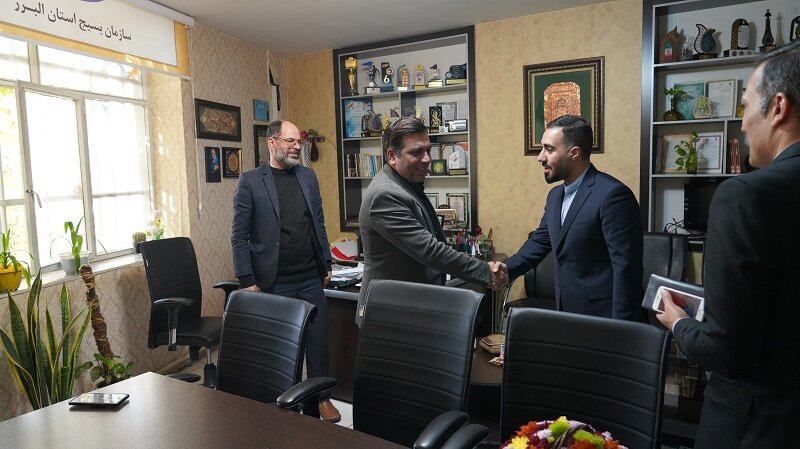 بازدید مدیرکل ارتباطات شهرداری کرج از دفاتر استانی چند خبرگزاری و نهاد صنفی رسانهای