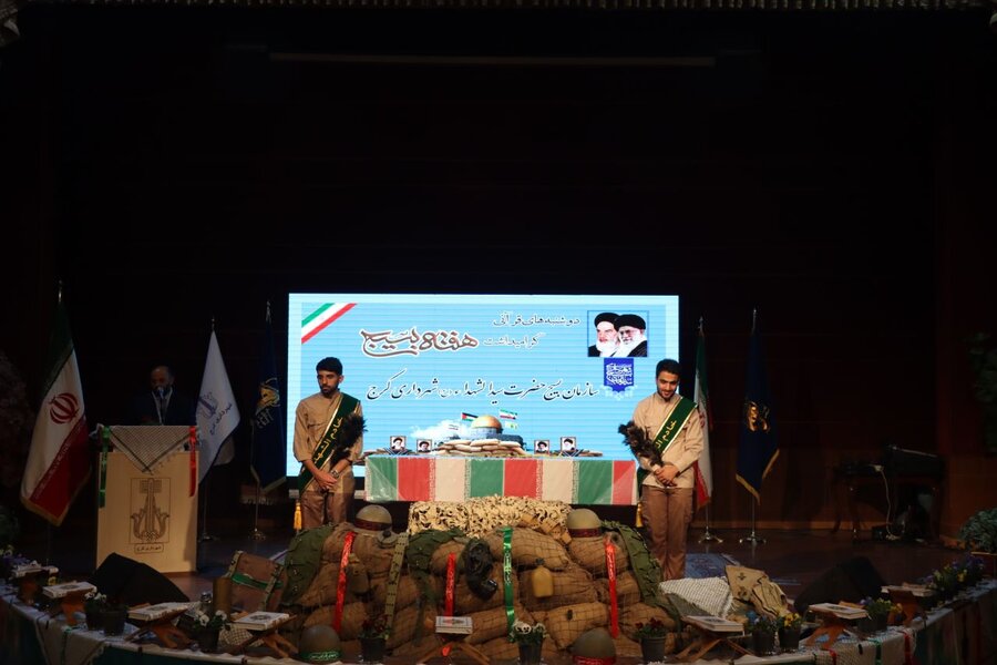 بسیجیان و فرماندهان نمونه شهرداری کرج تجلیل شدند