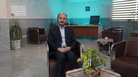 ارائه دستاوردهای پژوهشی و مطالعاتی شهرداری کرج در نمایشگاه هفته پژوهش و فناوری حمید قاسمی