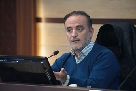 طرح جمع آوری چرخ دستیهای غیر مجاز حمل پسماند در کرج به اجرا درآمد رحیمی
