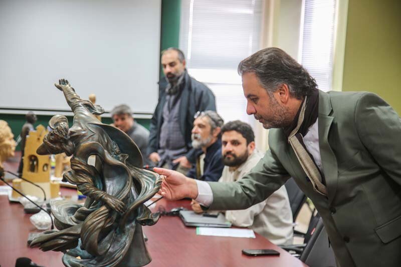 ارزیابی 164 اثر هنری در جلسه کمیته داوری اِلمانهای شهری