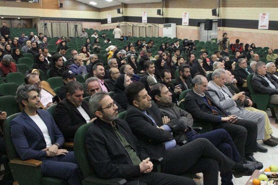 خبرنگاران پایگاه خبری کرج امروز صدرنشین جشنواره رسانهای ابوذر شدند