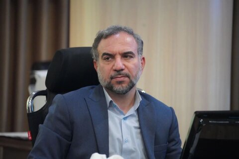 اجرای المان شاخص در پارکرود کرج بررسی شود مهاجری