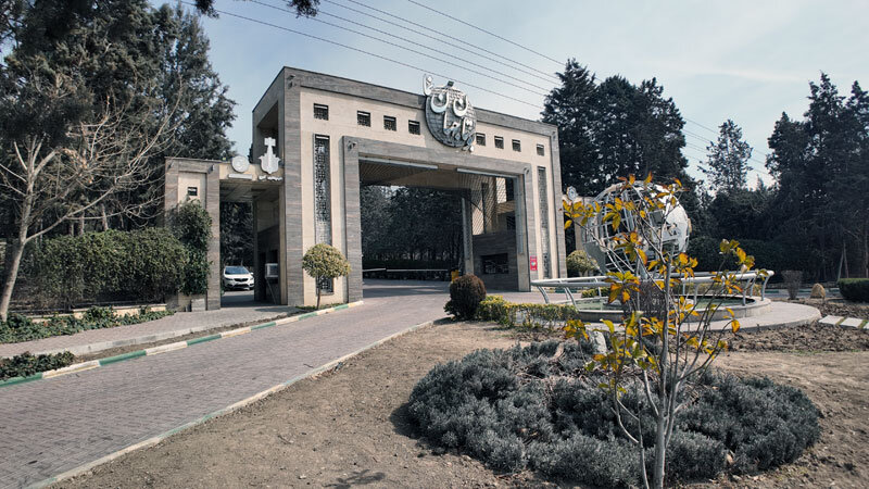 زمین ورزشی چندمنظوره بوستان جهاننما تکمیل شد