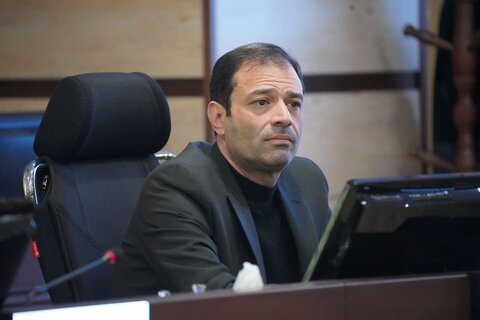 رفاهیات کارکنان شهرداری، پاکبانان و سبزبانان افزایش مییابد قاسم پور