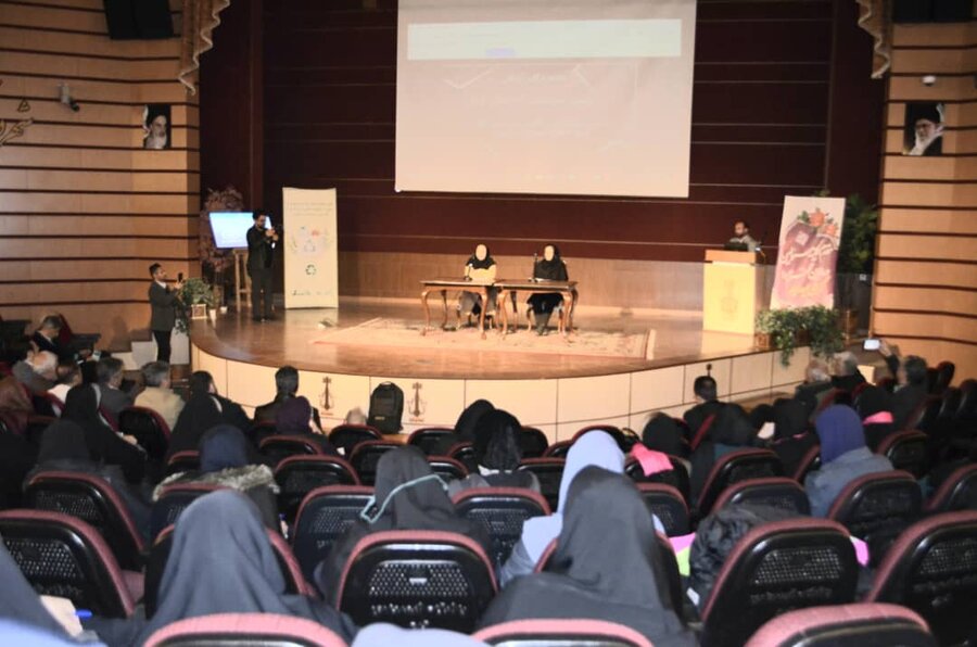 کارگاه آموزشی شناخت بیماریهای قابل انتقال از حیوان به انسان برگزار شد