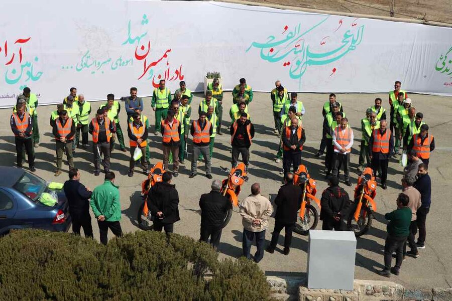 خادمان آرامستان بهشت سکینه(س) آماده استقبال از زائران اهل قبور هستند