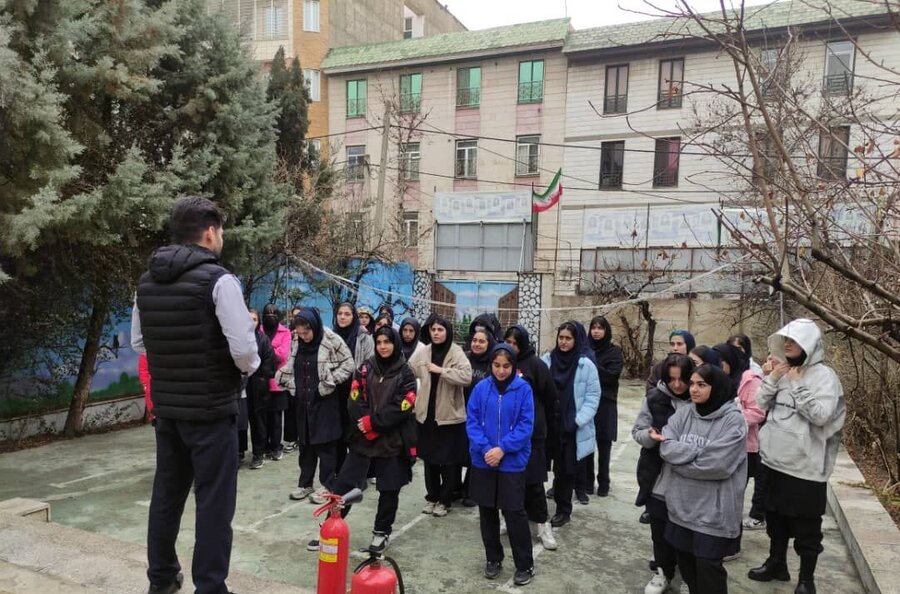 بیش از 23 هزار دانشآموز از خطرات چهارشنبهسوری آگاه شدند