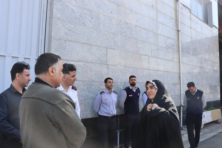 عضو شورای اسلامی از سازمان آتشنشانی کرج بازدید کرد