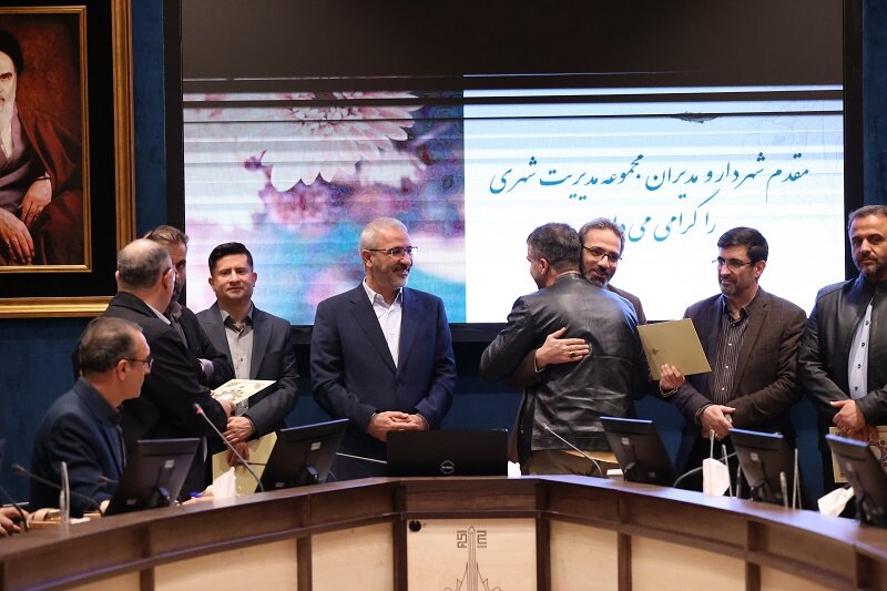 مدیران برتر شهرداری کرج در سال ۱۴۰۳ تجلیل شدند