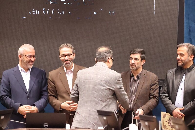 مدیران برتر شهرداری کرج در سال ۱۴۰۳ تجلیل شدند