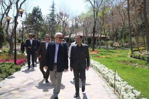 نگاه شورای شهر به فضای سبز تخصصی و فراتر از مناسبتهای فصلیست قاسم پور