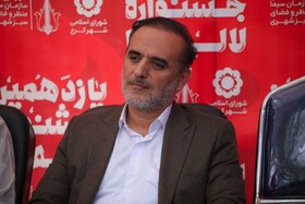 بازدید اعضای شورا از باغ لالهها