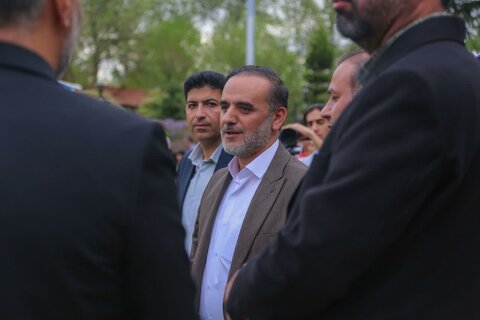 شرایط جامعه نیازمند برگزاری رویدادهایی با هدف افزایش شور و نشاط اجتماعیست بازدید اعضای شورا از باغ لالهها