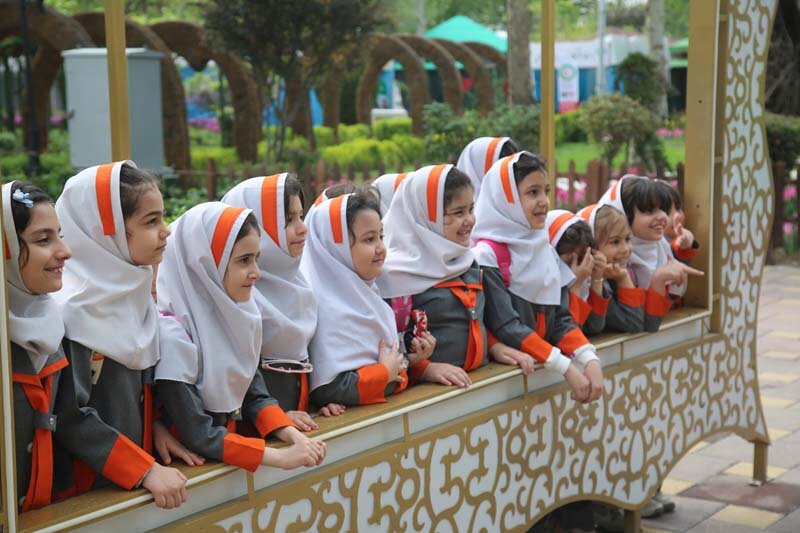 ۱۳ هزار دانشآموز البرزی از پارکها و بوستانهای شهرکرج بازدید کردند