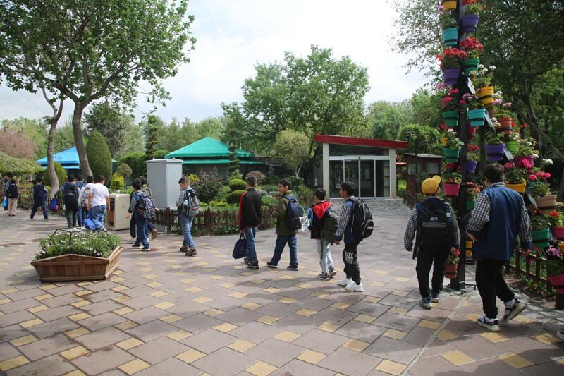 ۱۳ هزار دانشآموز البرزی از پارکها و بوستانهای شهرکرج بازدید کردند