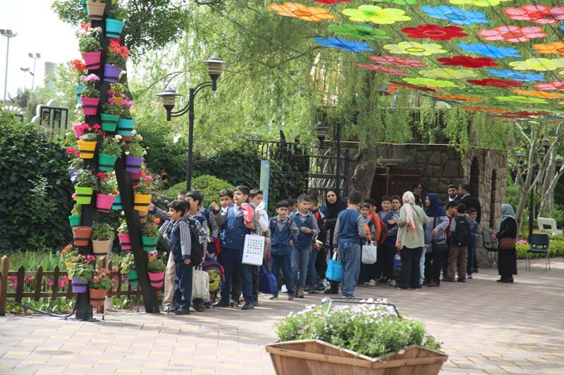 ۱۳ هزار دانشآموز البرزی از پارکها و بوستانهای شهرکرج بازدید کردند