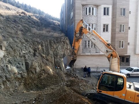 دو معبر اصلی در شهرک بهارستان به هم متصل شدند 1