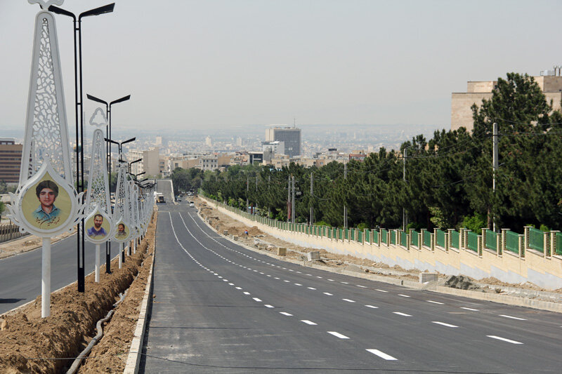 پایان عملیات اجرایی و آسفالت پروژه اتصال بلوار جمهوری به بزرگراه شهید سلیمانی