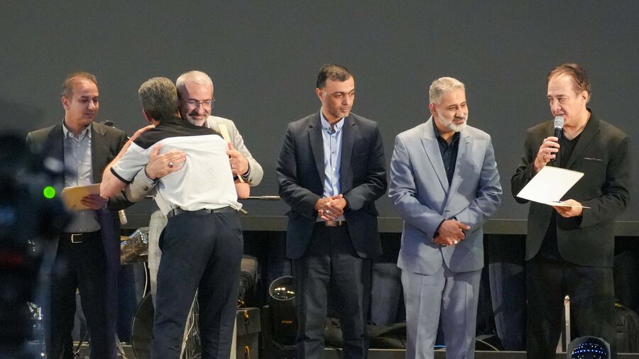 تجلیل از ۳۵۰ سبزبان و پاکبان نمونه در جشن بزرگ کار و کارگر