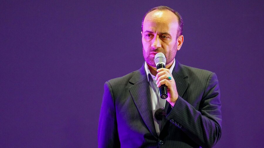 جشنی برای آنان که شهر را جَلا میدهند/اجرای ستارهها برای ستارههای بینام و نشان