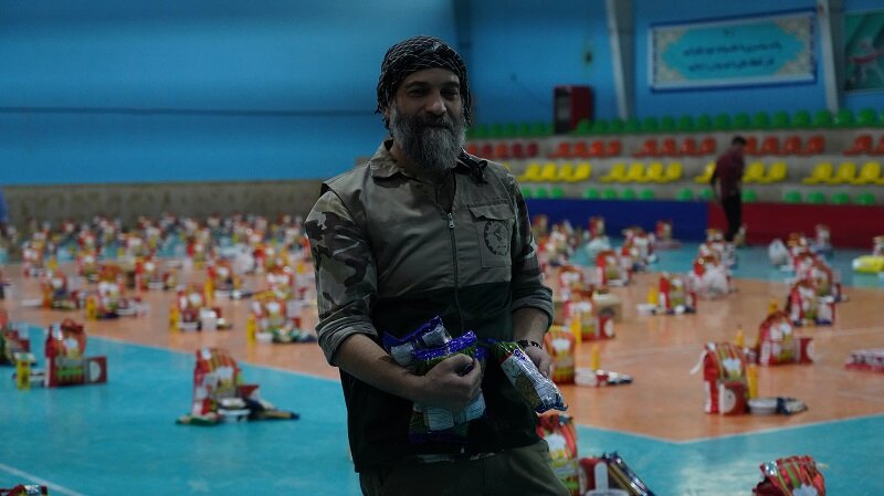 توزیع ۲۰۰ بسته معیشتی بین خانوادههای نیازمند