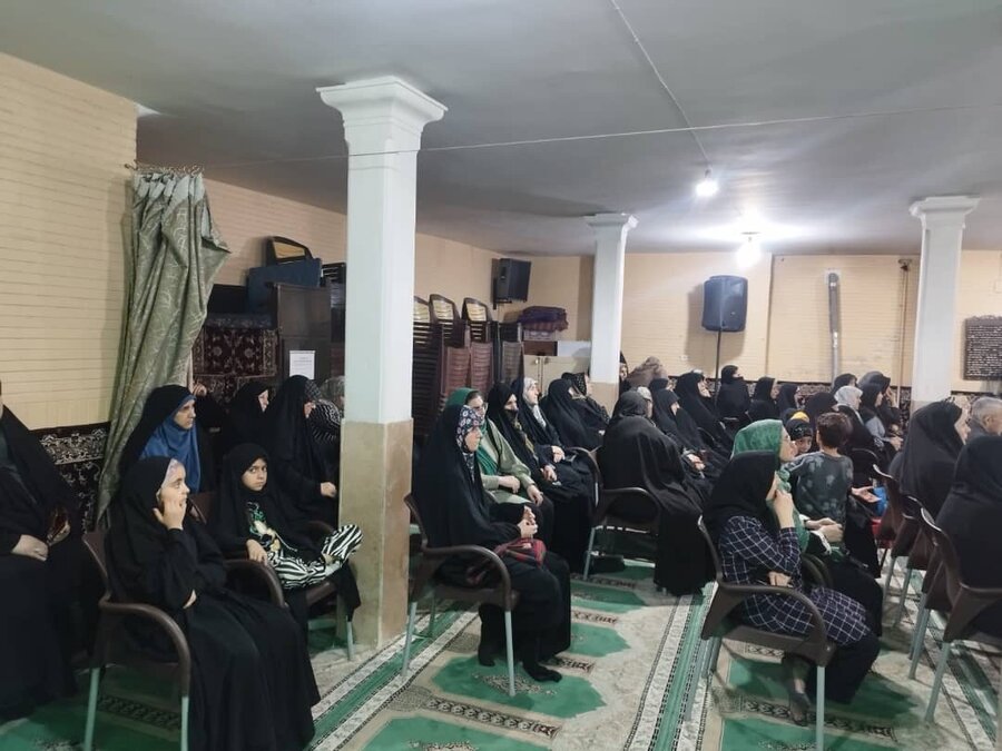 دیدار اعضای شورا با نمازگزاران مسجد منتظرین امام زمان(عج)