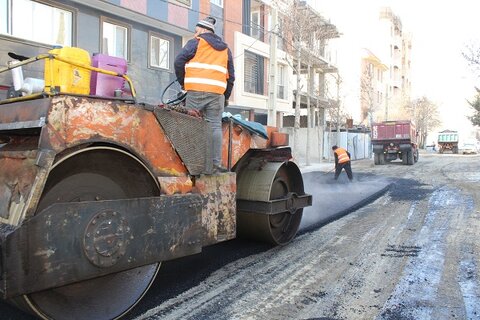 ۲۵ هزار متر مربع از معابر منطقه ۷ آسفالت شد 7