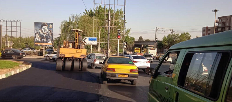 توزیع مکانیزه ۹ هزار تن آسفالت در معابر شهر کرج