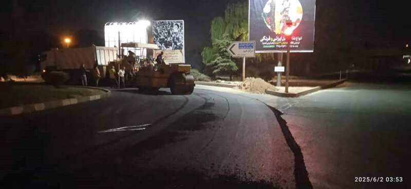 توزیع مکانیزه ۹ هزار تن آسفالت در معابر شهر کرج