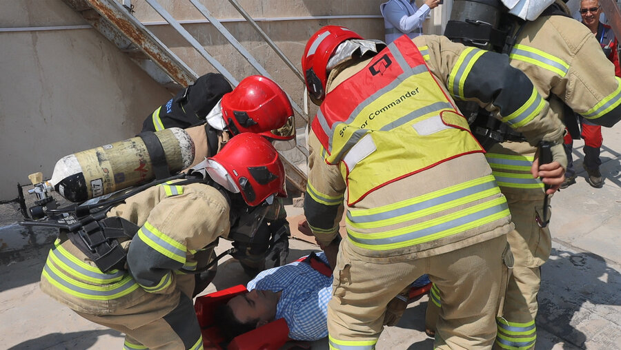 مانور اطفای حریق در بیمارستان قائم کرج برگزار شد