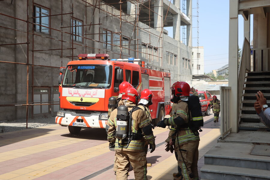 مانور اطفای حریق در بیمارستان قائم کرج برگزار شد