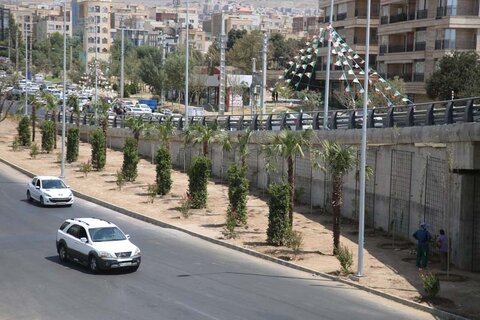 فضای سبز تقاطع جمهوری