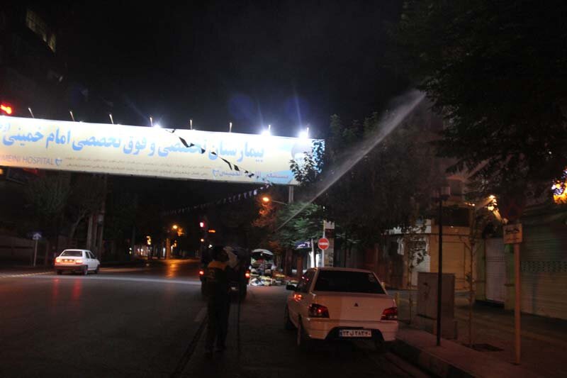 آبشویی روزانه ۴۵۰۰ اصله درخت و درختچه