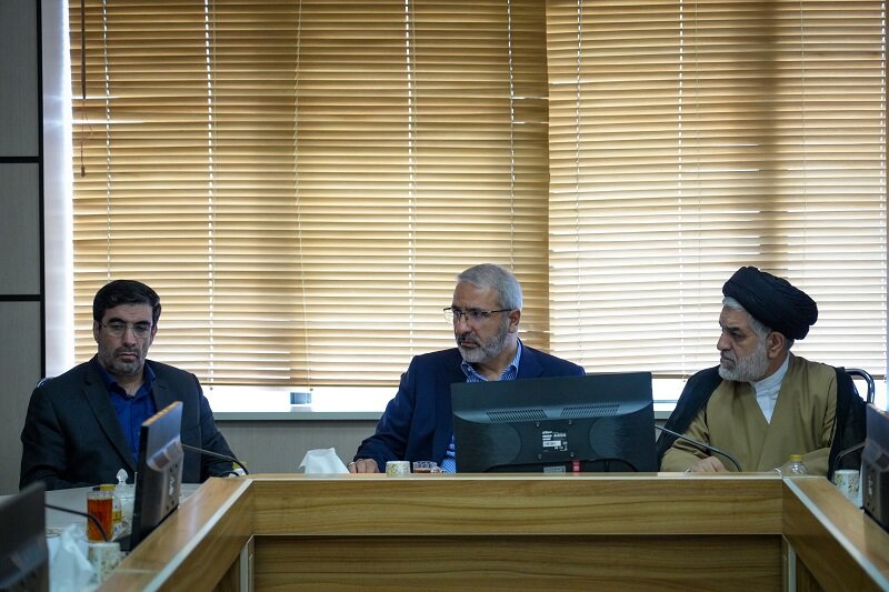 شهرداری کرج پیشگام در برپایی نماز جماعت