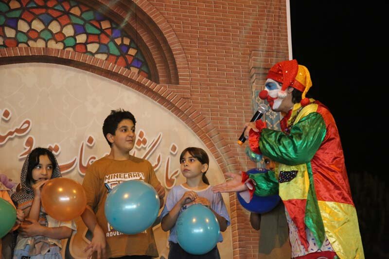 نمایشگاه سوغات، هدایا و صنایعدستی "ایران ما"