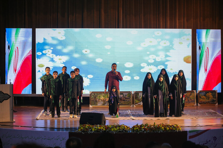 تقدیر از مدیرکل ارتباطات و امور بین‌الملل شهرداری کرج در هشتمین جشنواره مطبوعات و رسانه البرز